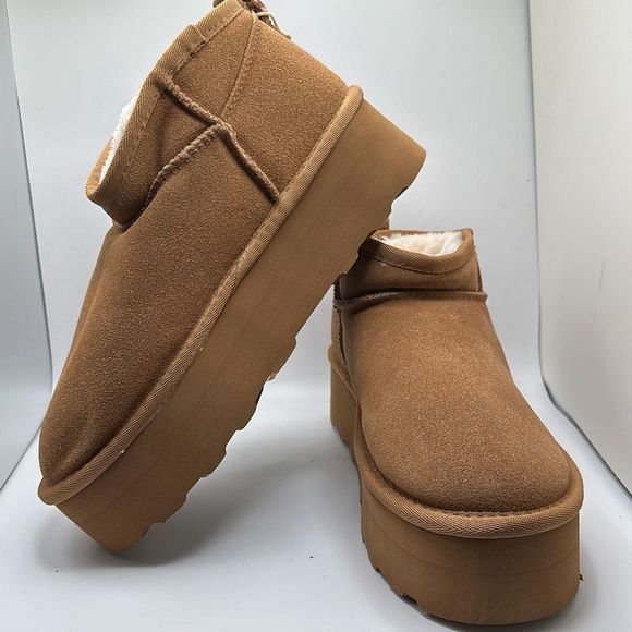 CUSHIONAIRE Women's Genuine Suede pull on platform boot +Memory Foam 9 CHESTNUT - Picture 7 of 7